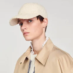 Cappellino In Tela Con Lettere Ricamate