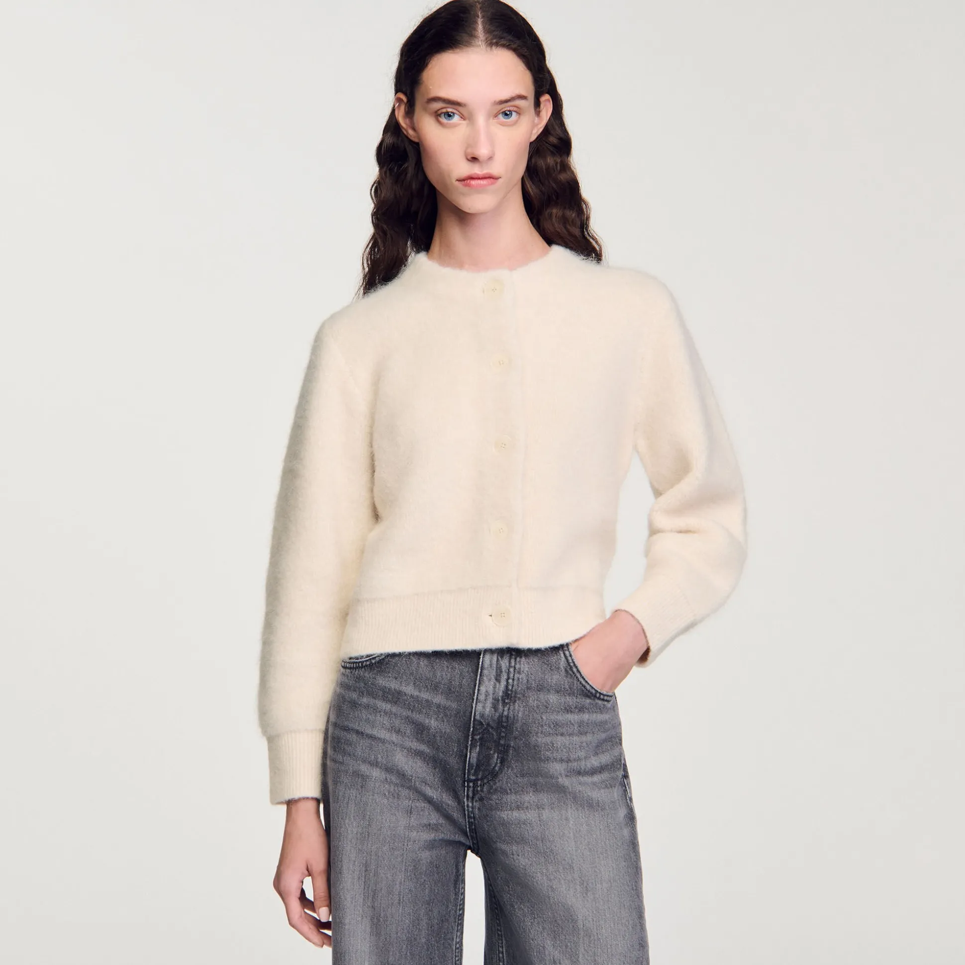 Cardigan Corto In Morbida Maglia