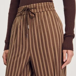 Pantaloni A Righe