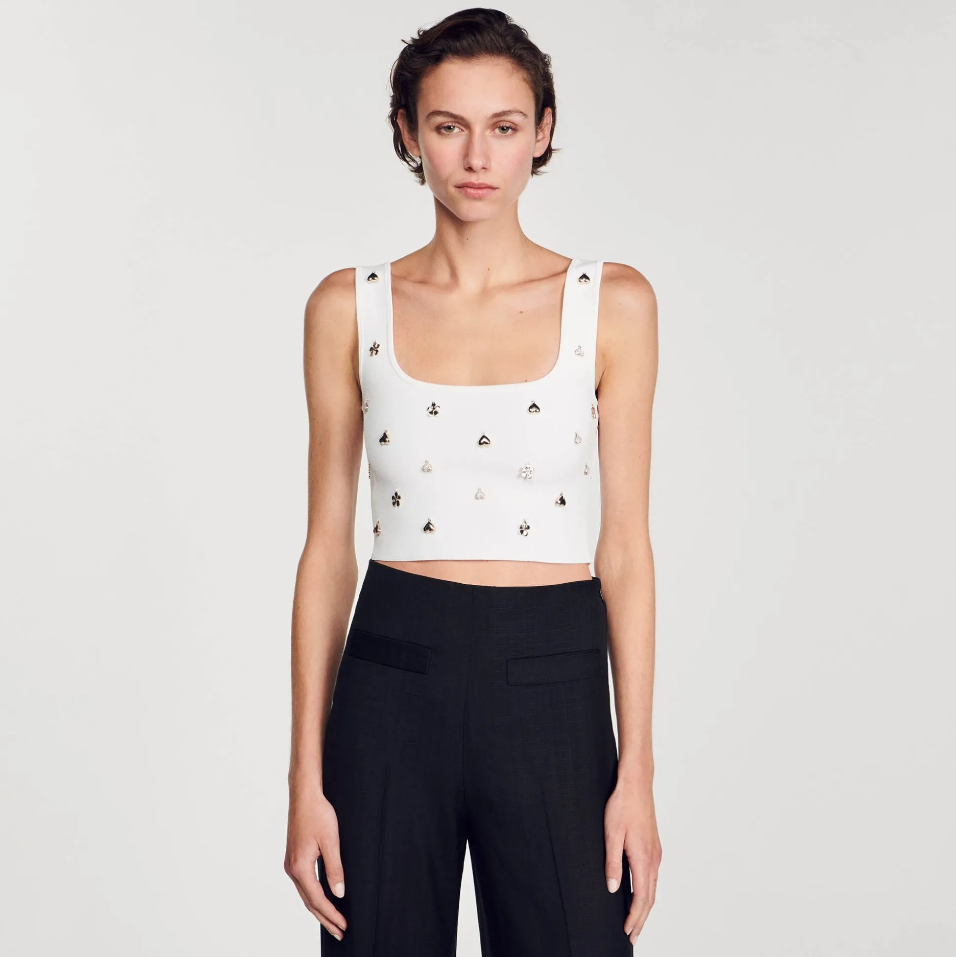 Top In Maglia Decorato Con Charms