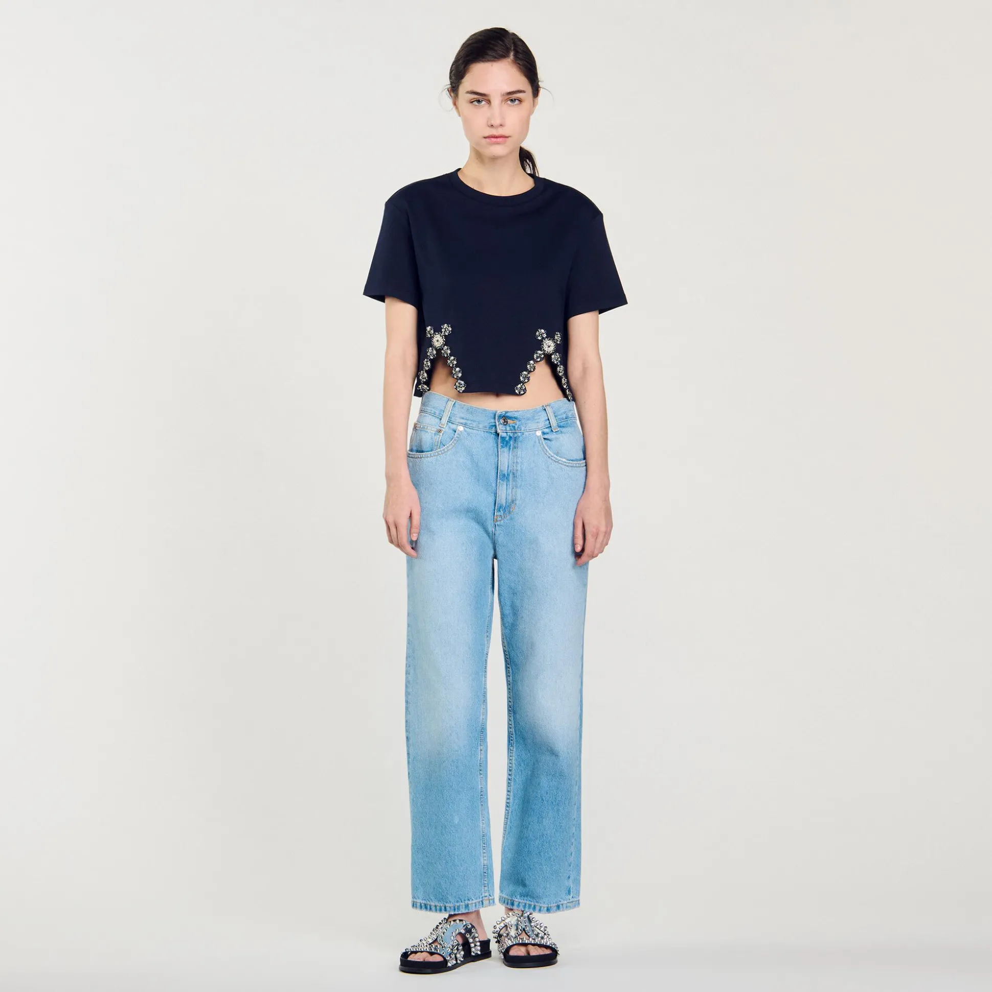 T-shirt Corta Decorata Con Strass