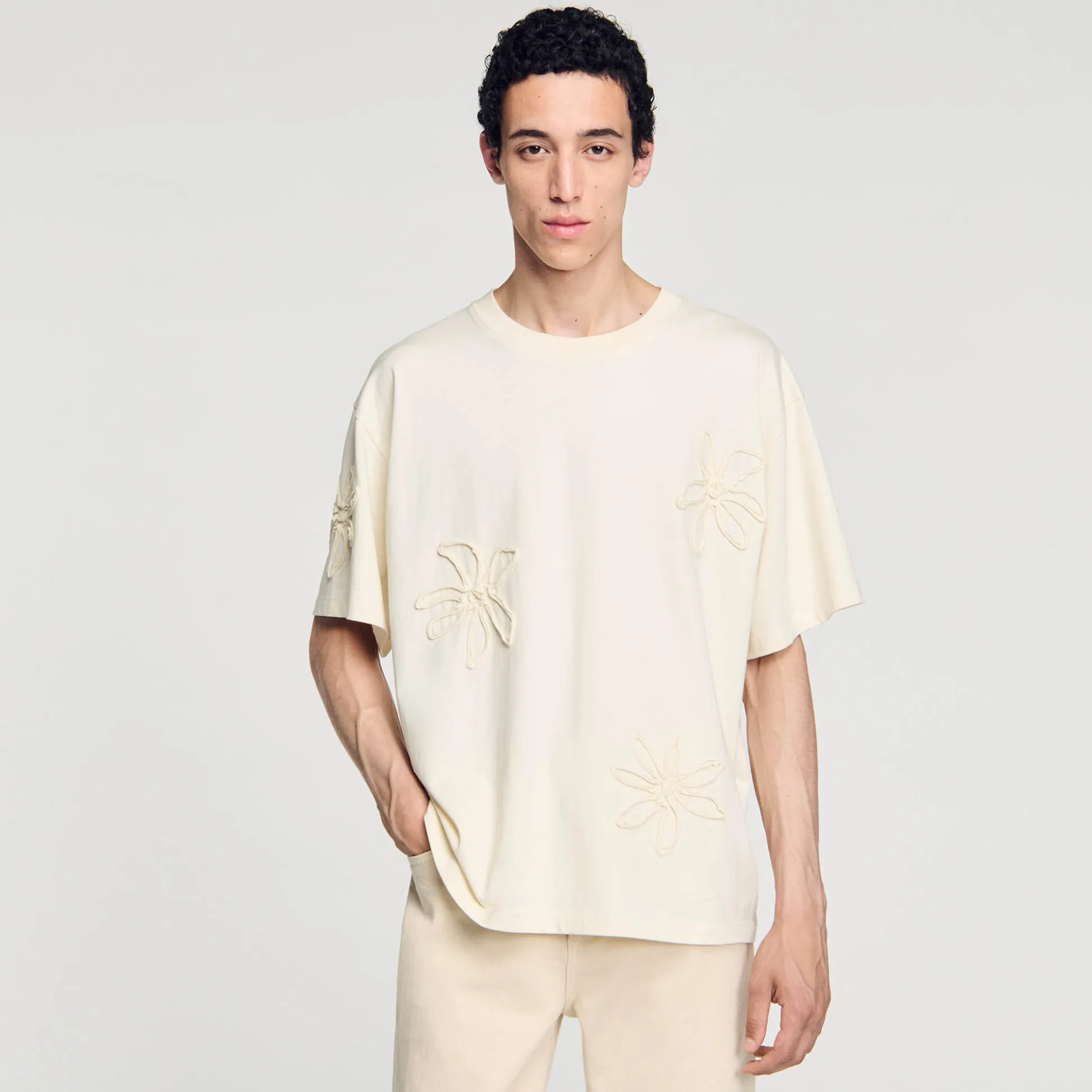 T-shirt Decorata Con Fiori